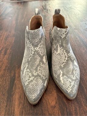 Target Snake-Print Pointed Ankle Booties - Gray/White